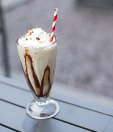 Banana Milkshake Recipe