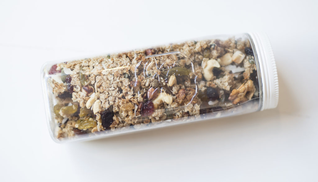 Easy Homemade Granola Recipe