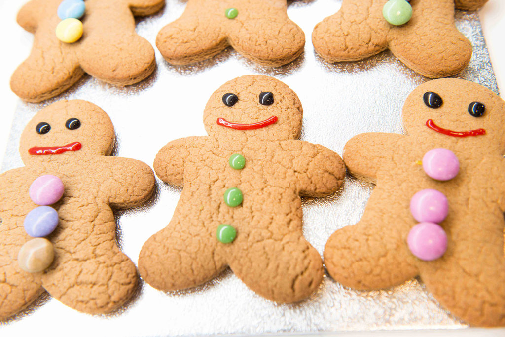 gingerbread men recipe by home cooking with julie neville