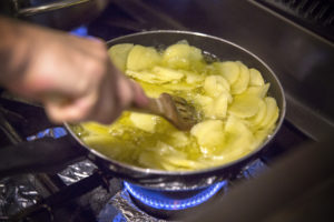 tradicional spanish tortilla recipe home cooking with julie neville0