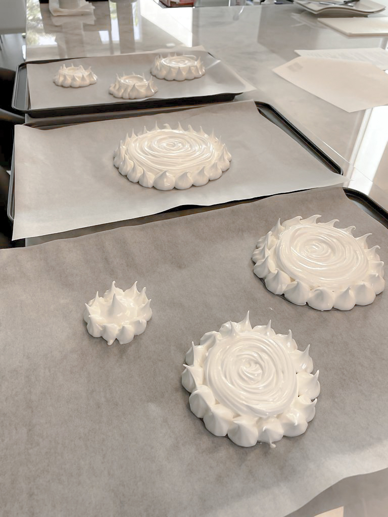 Pavlova Christmas tree recipe by home cooking with julie neville40