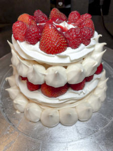 Pavlova Christmas tree recipe by home cooking with julie neville40