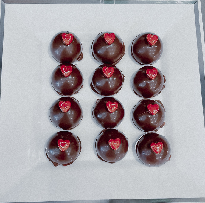 Dark chocolate bounty bites