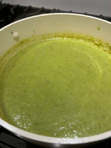 Cream of asparagus soup