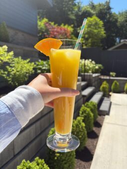 Fresh Orange and Mango Juice