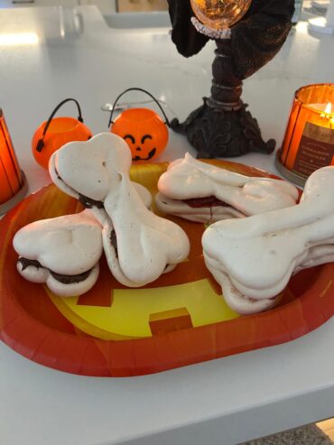 Meringue bones