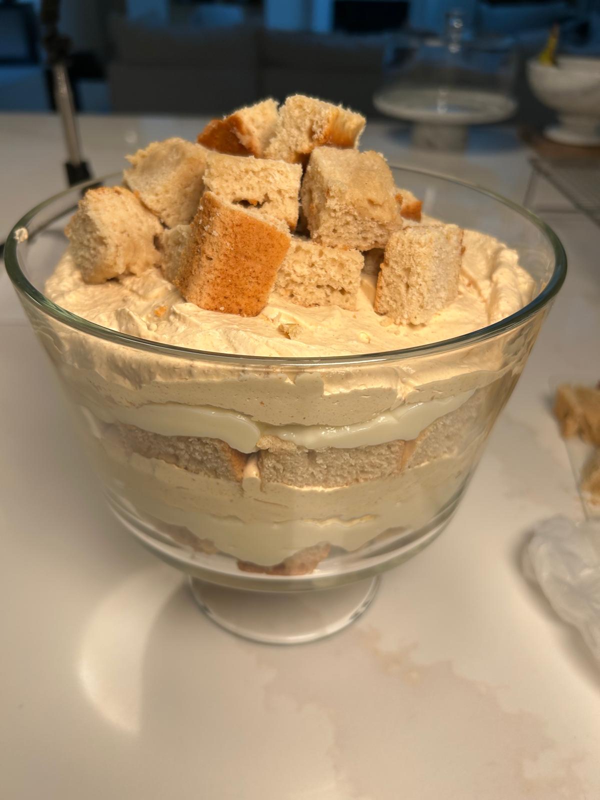 Honey gingerbread trifle