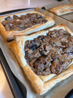 wild mushroom pastry tarts