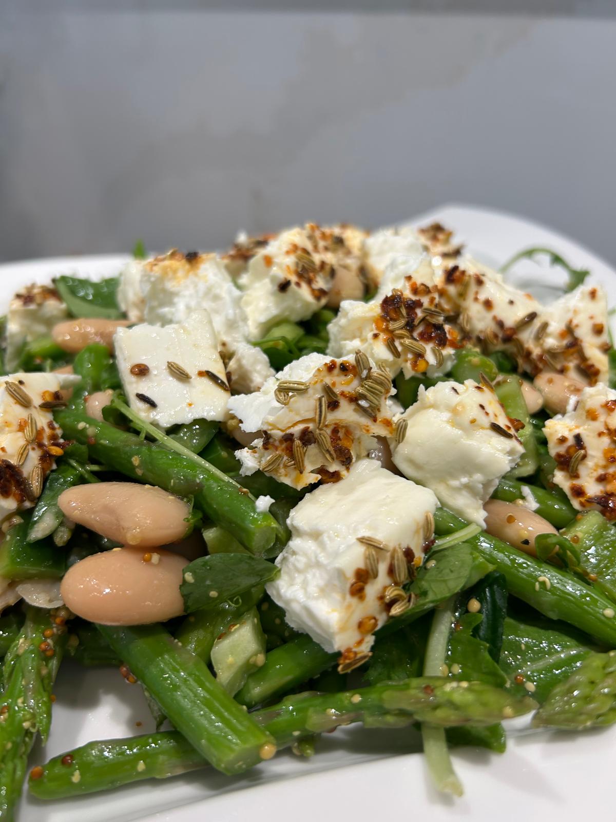 Feta and white bean summer salad