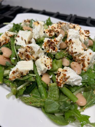 Feta and white bean summer salad
