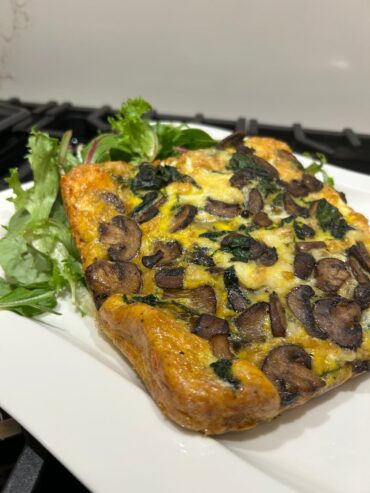 Spinach and Mushroom Sheetpan Omelette